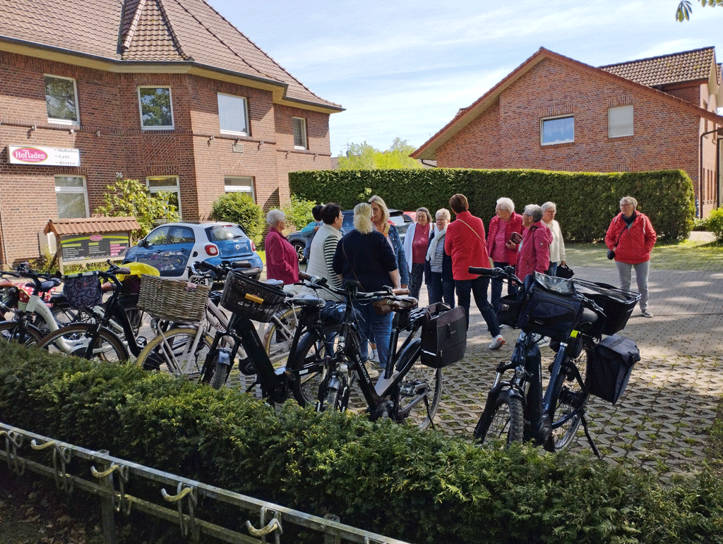 KFD-Schwege zu Besuch im Heimathaus