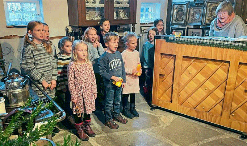 Die Beverspatzen und Monika Grewe-Laufer sorgten für Unterhaltung